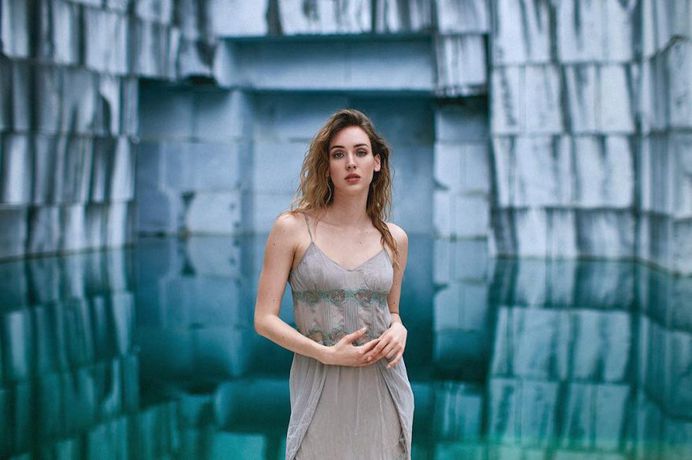 Lifestyle Female Portrait Photography by Alessandro Bondielli