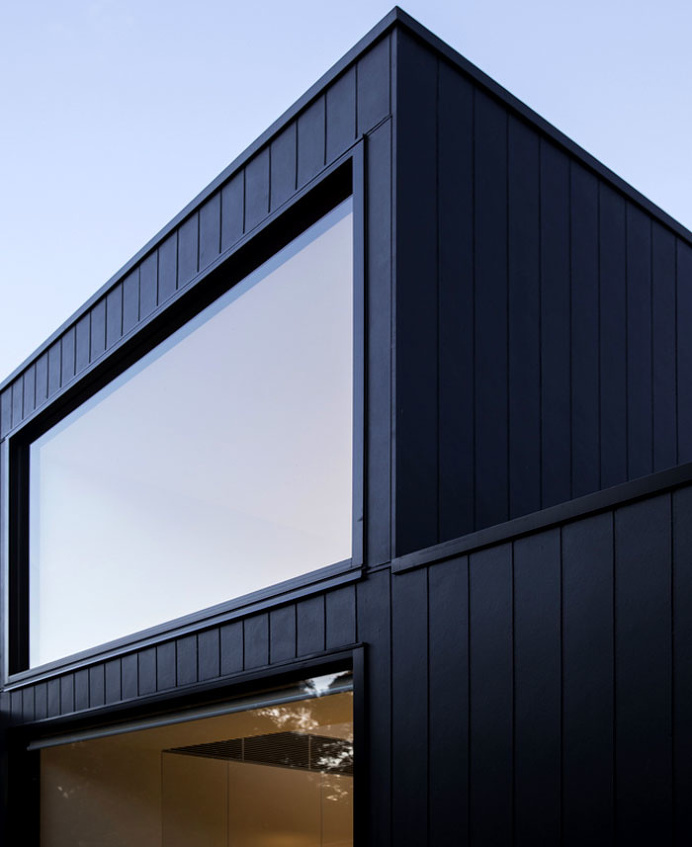 Californian Bungalow Renovation by Architect Prineas - InteriorZine