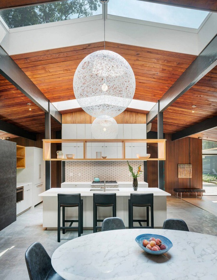 Wales Residence: Mid-Century-Modern Renovation by Flavin Architects
