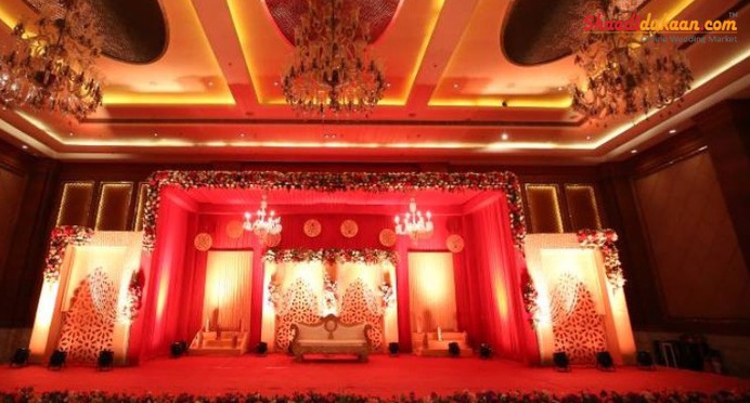 lassic themed wedding stage decoration ideas