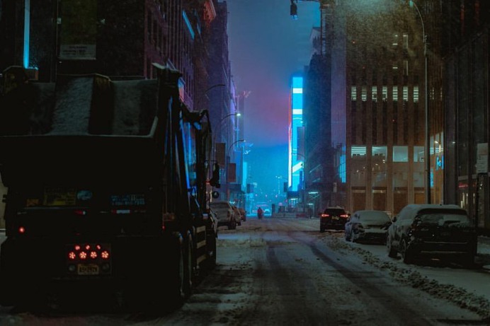 Moody and Cinematic Street Photography in New York by Alex Fernández