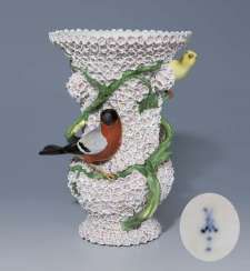 Snow Bales Vase. MEISSEN 1815-1820, first choice, #Sets #Teasets #Porcelainsets #Antiqueplates #Plates #Wallplates #Figures #Porcelainfigurines #porcelain