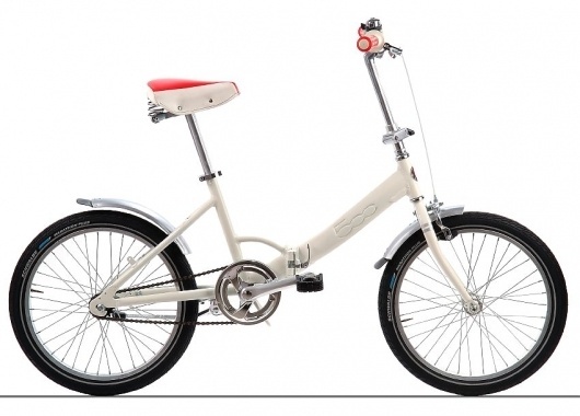 Zwei Räder sind genug: Die zehn tollsten Fahrräder von Automarken - manager-magazin.de - Lifestyle #fiat #white #bicycle