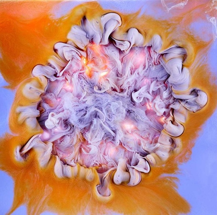 Flowers and Swirls: Colorful Liquid Photography by Mark Mawson