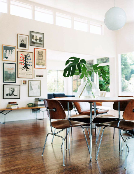 The Design Chaser: Dining Rooms | Bright, White #interior #design #decor #deco #decoration