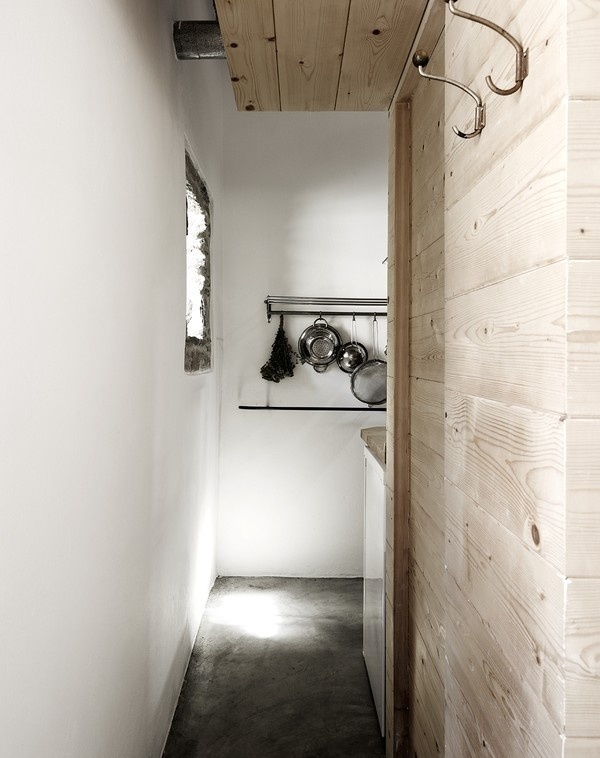 Blacksmith's workshop in Lesbos, Greece - emmas designblogg #interior #design #decor #deco #decoration