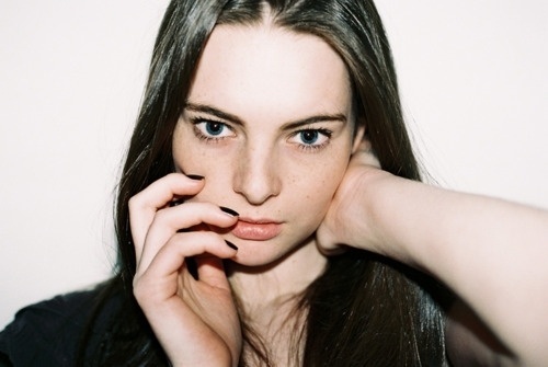 tumblr_lhe9ioMsDf1qad0jgo1_500.jpg 500×335 pixels #photography #woman
