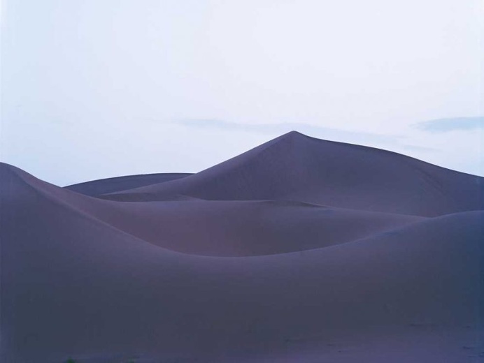 Minimalist and Surreal Landscape Photography by Luca Tombolini