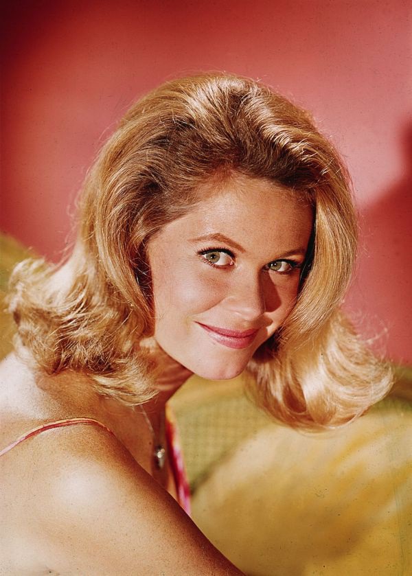 Behind The Scenes Of Bewitched - DirectExpose.com