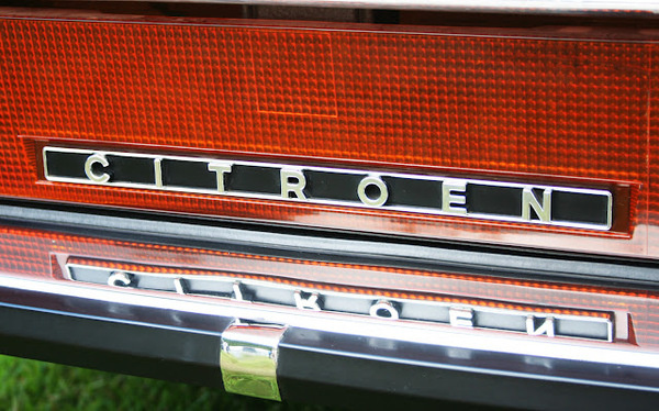 Delicious Industries: Auto Type XXII #automobile #design #vintage #car #typography