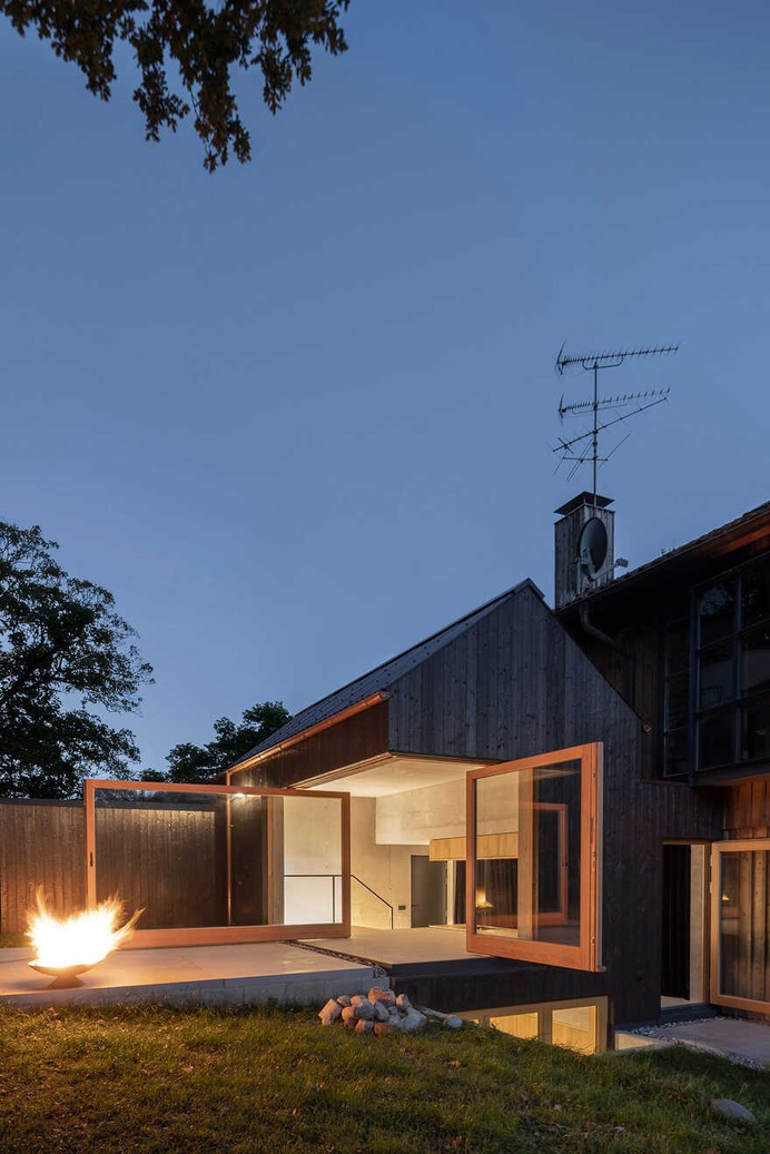 Small Black House by German Architect Studio Buero Wagner
