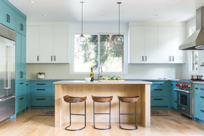 Menlo Park Playful Modern / Regan Baker Design