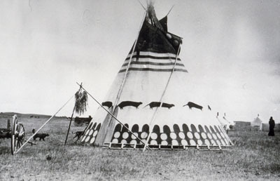 Blackfoot Tipi #nature #native #tipi