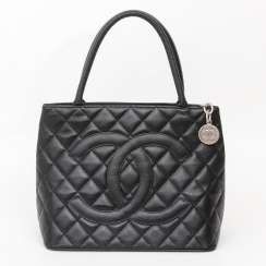 CHANEL timeless shoulder bag