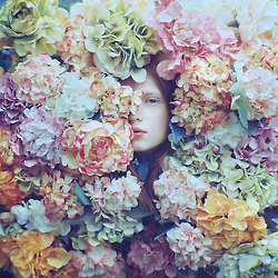 A Keeper ... #photo #face #girl #flowers