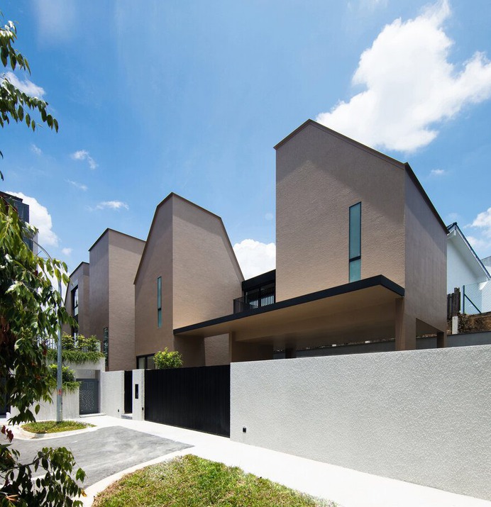 Modern Bungalow in Singapore by Studio Wills
