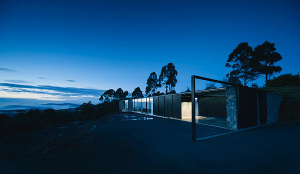 Longley House by Room11 #modern #design #minimalism #minimal #leibal #minimalist