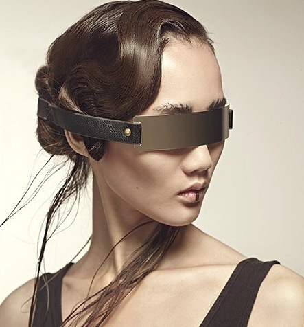 VOGUE ANONYMOUS #visor