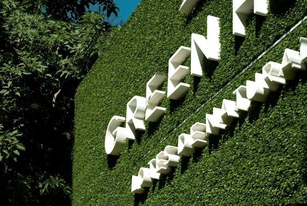 Green House Billboard on the Behance Network #house #grass #billboard #concept #real #idea #state #logo #green