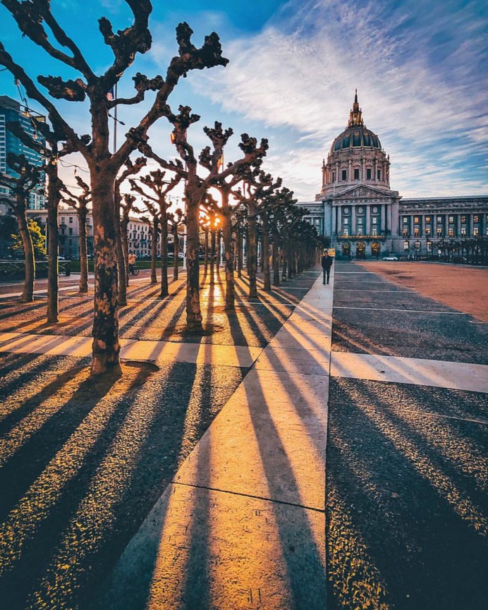 Incredible iPhone Street Photography in California by Kesl Aleksandr
