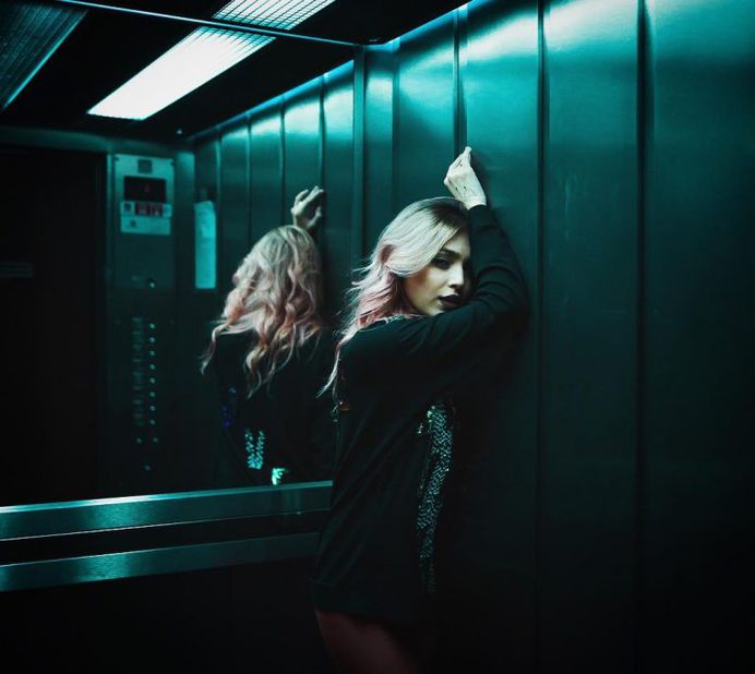 Gorgeous Lifestyle Portrait Photography by Paulo Ayres