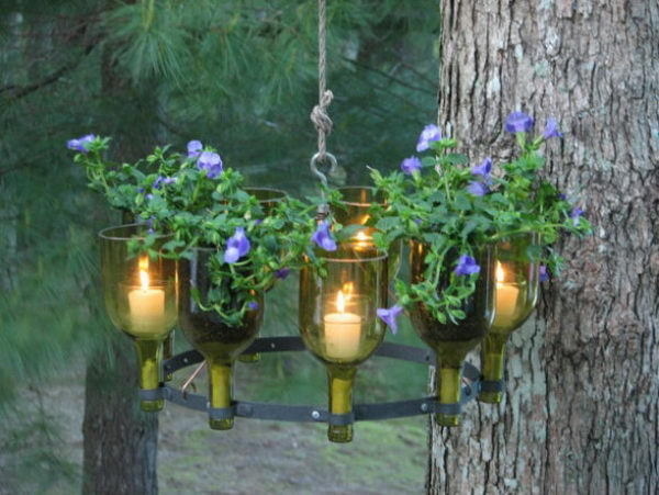 25 Creative Wine Bottle Chandelier Ideas #chandelier #light #wine #bottle