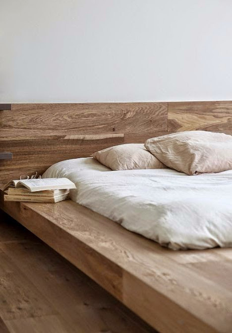 dream spot. i want this. #interior #sleep #dream #wood #furniture #bed