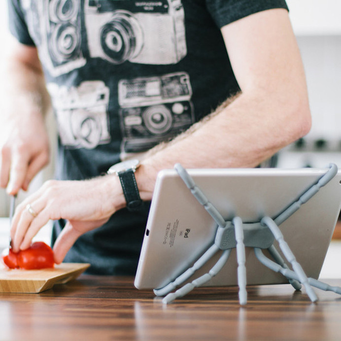 Use your handheld devices anywhere with this flexible holder. #design #product #product design #industrial design #holder #flexible #modern