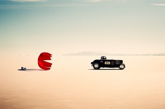 Christopher Wilson Photography | Trendland: Fashion Blog & Trend Magazine #parachute #photography #car #desert