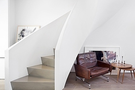 convoy #chair #stairs