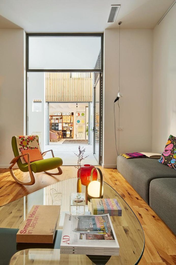 Old Book Warehouse Completely Transformed into a Bright and Airy Residence-Atelier 2