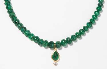Smaragd-Brillant-Collier