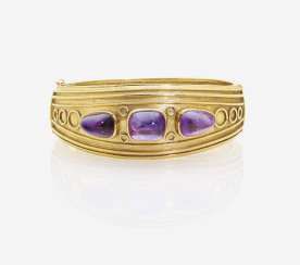 BRACELET WITH AMETHYSTS