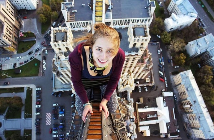 Meet Angela Nikolau, The Russian Girl Who Takes the World's Riskiest Photos