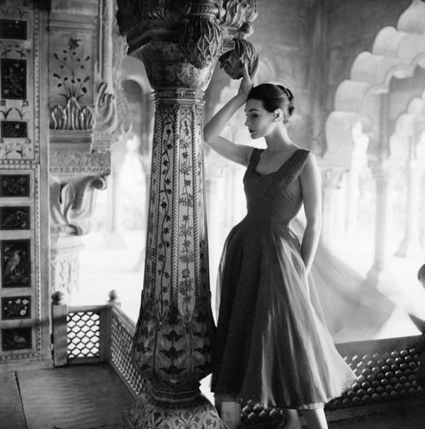 Norman Parkinson - Honeycomb marble at the Red Fort - Photos - Photohab - Photographer's Portfolios #fashion #photography #inspiration