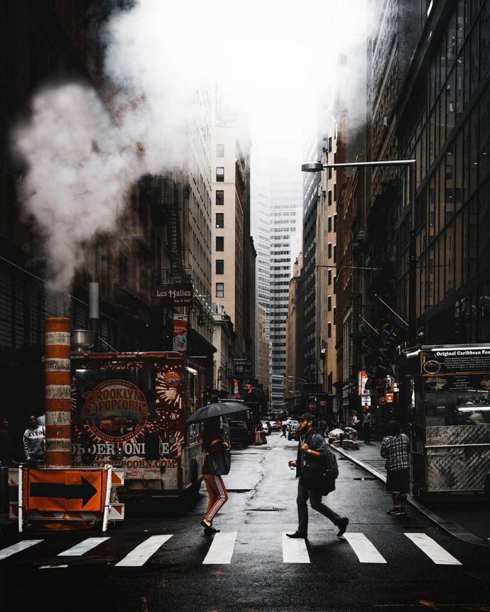 #streets_vision: Vibrant Urban Photography by Alex Cockwill