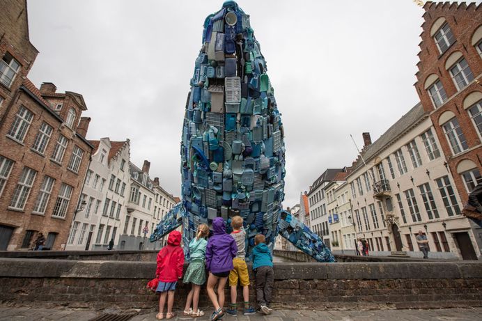 Wonderful Giant Whale Made of Plastic Waste 1 1024x683 Wonderful Giant Whale Made of Plastic Waste