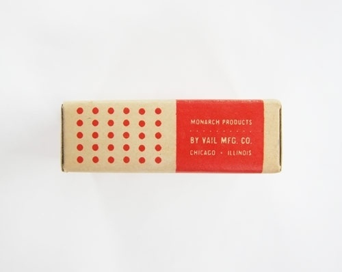 tumblr_lpmwzvEn0O1qau50i.jpg 500×398 pixels #cardboard #packaging #box #lockup #vintage #paper