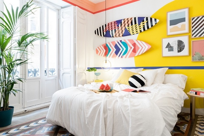 Valencia Lounge Hostel Revamped by Masquespacio