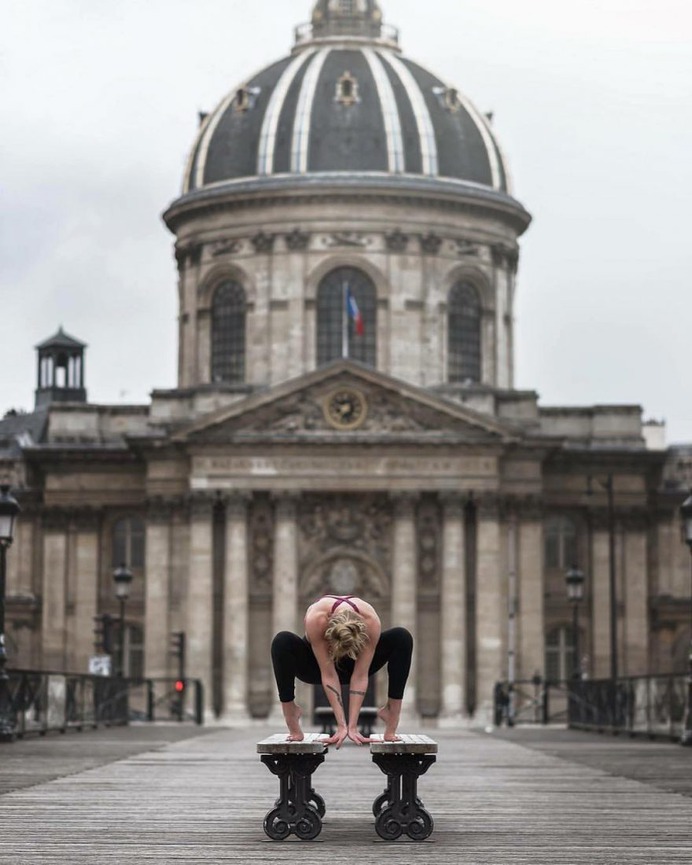 Dramatic Portraits of Dancers in The Streets by Dimitry Roulland