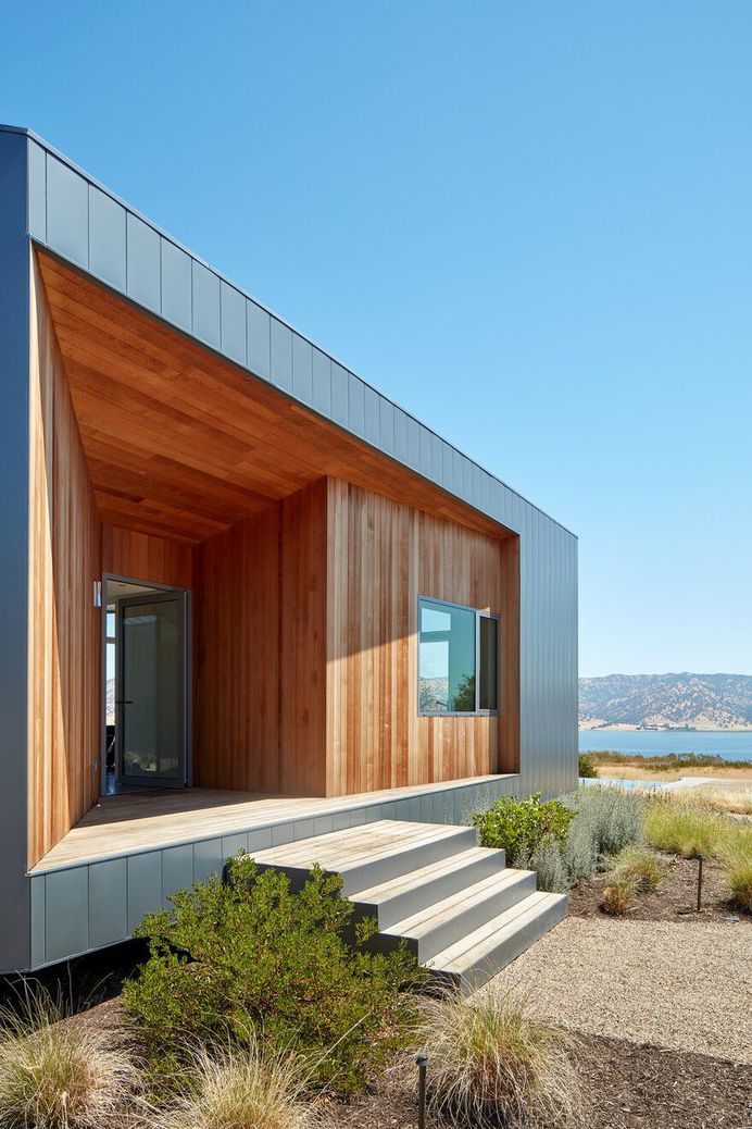 Hexagonal House that Offers Views from All Six Sides Goto House 3
