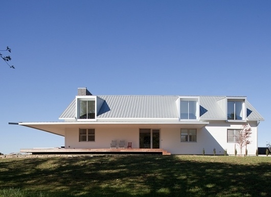 desire to inspire - desiretoinspire.net - PorchÂ house #houses #architecture #roofs
