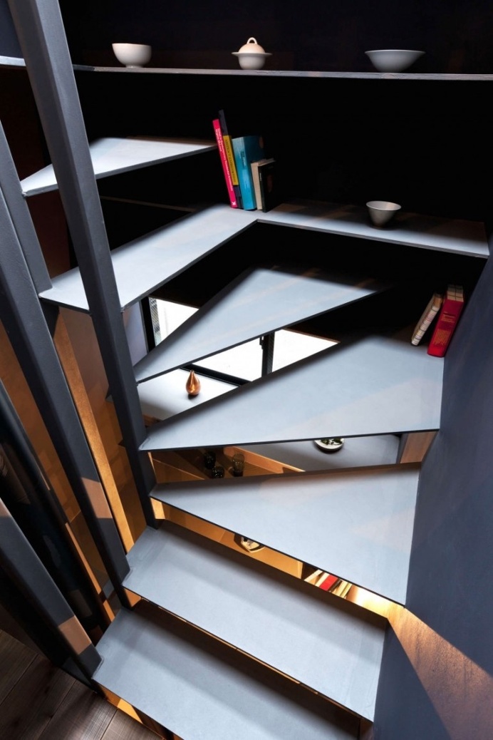 YUUA Architects & Associates Design a Home Based on Verticality