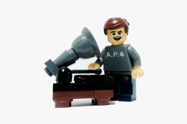 Streetwear Brands in LEGO – Fubiz™ #brand #lego #streetwear