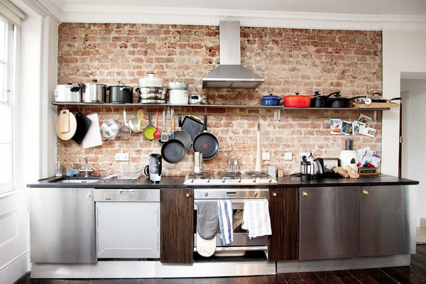 Den ofärdiga stilen stark – tegelvägg i köket nästa trend Sköna hem #brick #interior #decor #kitchen #wall #deco #decoration