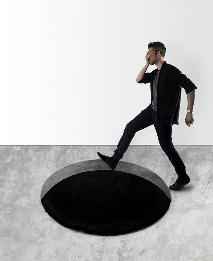 Scott Jarvie Created an Optical Illusion Void Rug - InteriorZine #floor #rugs #carpets #productdesign #design #graphics