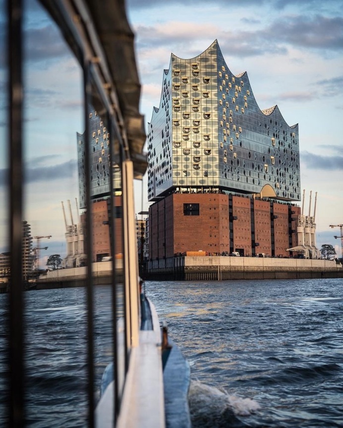Berlinstagram: Stunning Street Photography in Berlin by Michael Schulz