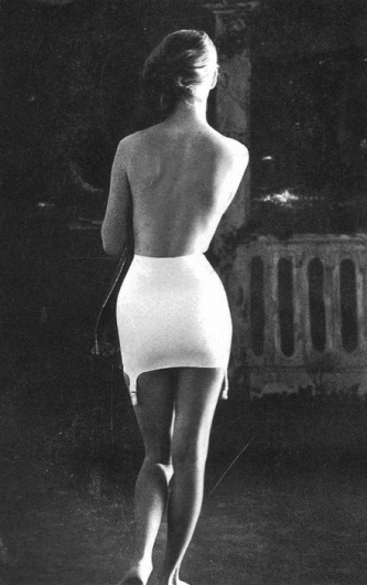 Russian Carpet: Daily inspiration, trends, mood board. Architecture, art, design, fashion, photography. #white #woman #photo #black #and
