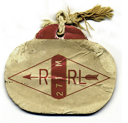 label #label #red #arrow