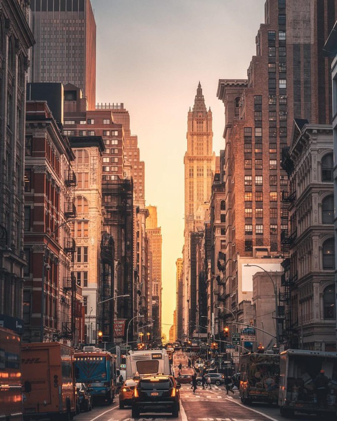 Stunning New York Street Photography by Bart Blachnio